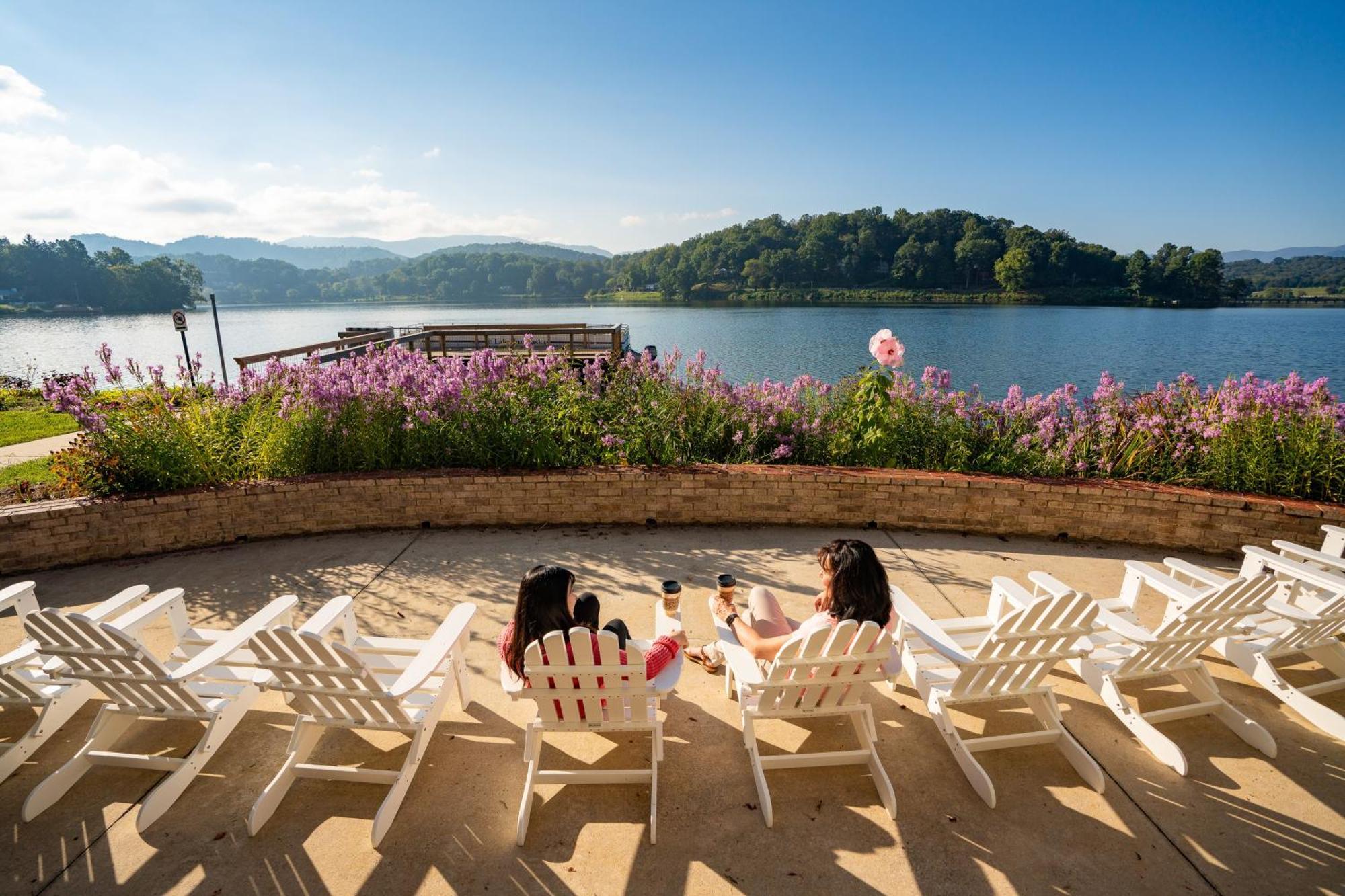 English Roses Lake Junaluska Экстерьер фото